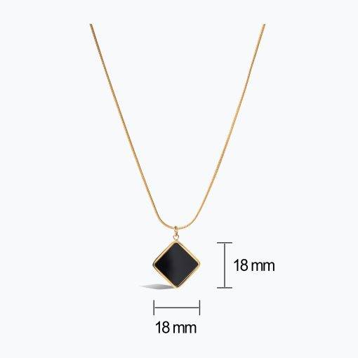 Noir Mirage Necklace - Real Flowers Pakistan