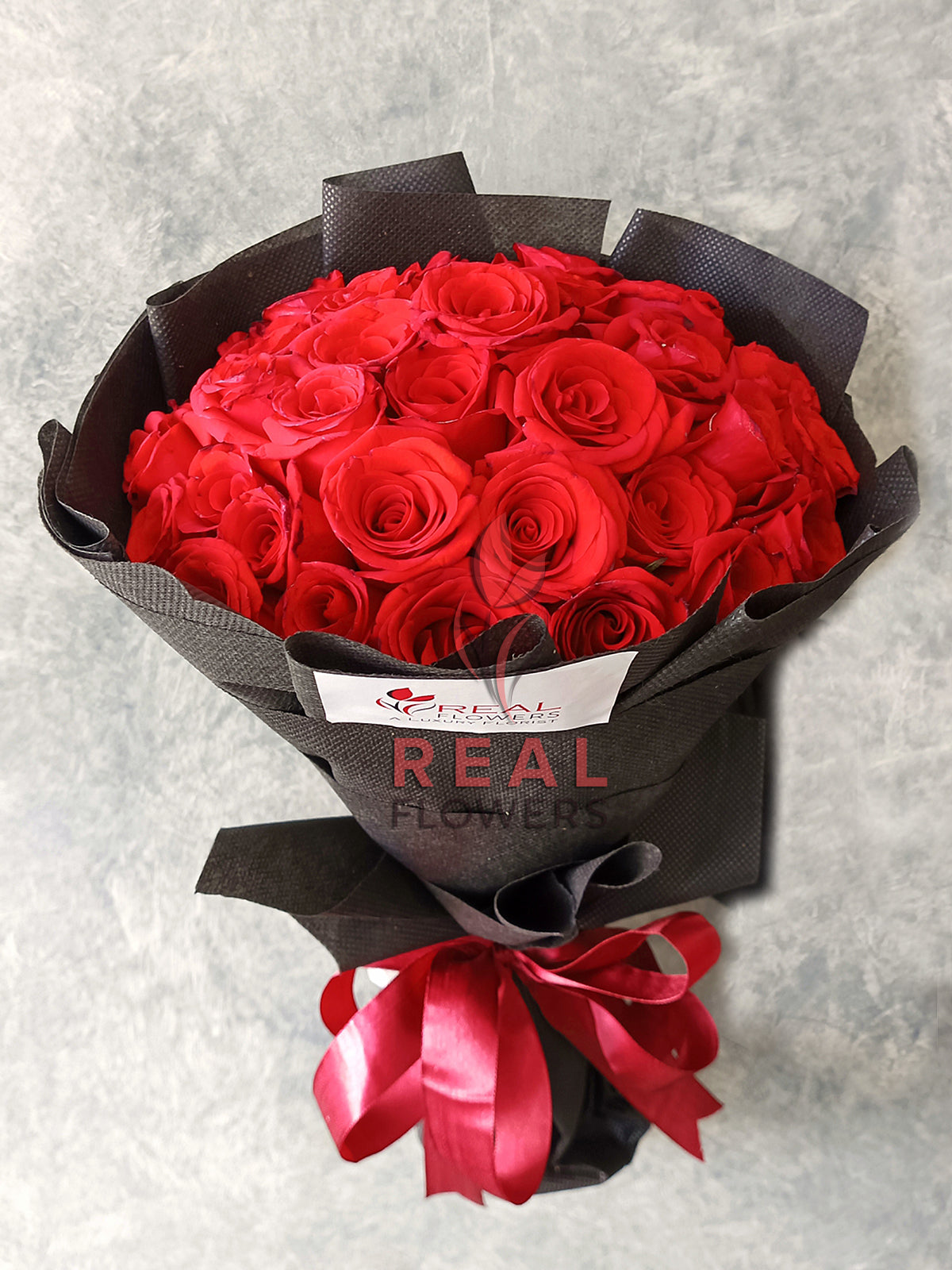 A Radiant Love - Real Flowers Pakistan