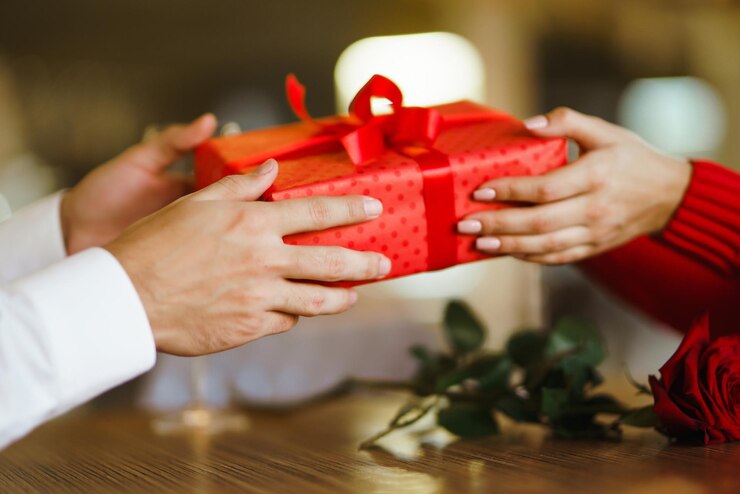 The Most Heart Touching and Romantic Gift on Anniversary