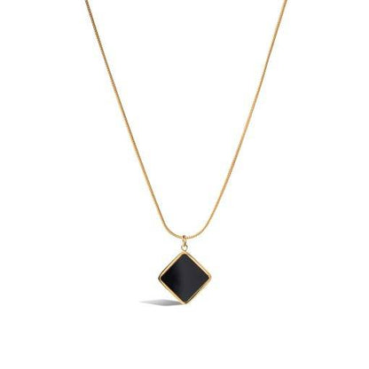 Noir Mirage Necklace - Real Flowers Pakistan