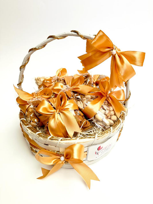 Dry Fruit Basket - gift basket for winters - Real Flowers Pakistan