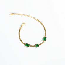 Aurelia Emerald Glow Bracelet