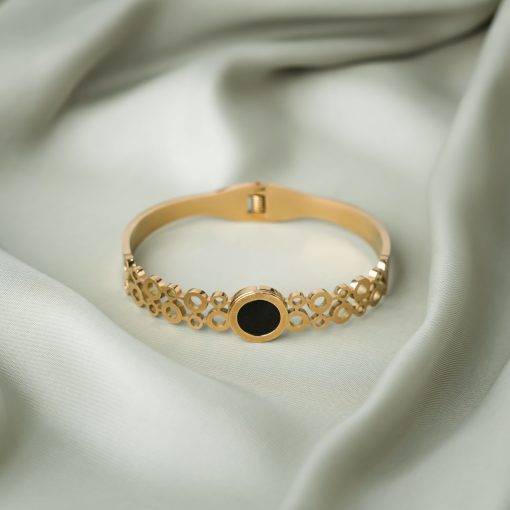 Solara Circle Cuff - Real Flowers Pakistan