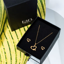 Amora Heart Pendant Set