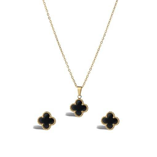 Eclat Noir Clover Set - Real Flowers Pakistan
