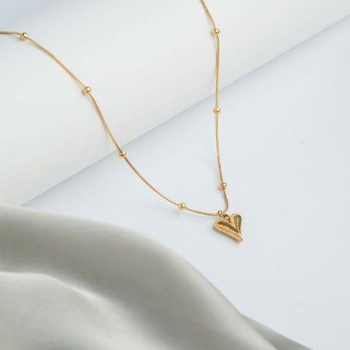 Eterna Heart Necklace - Real Flowers Pakistan