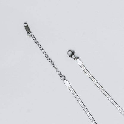 Lunelle Silver Anklet - Real Flowers Pakistan