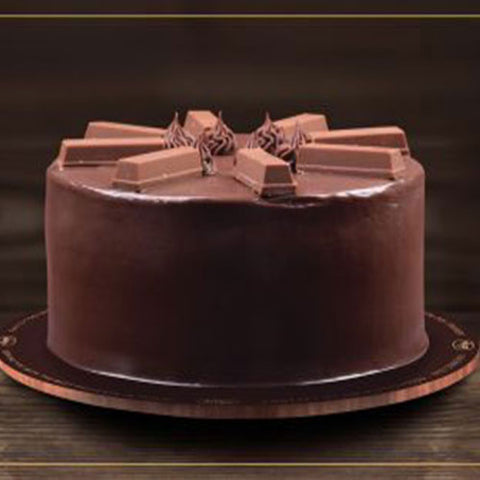KitKat Cake by Delizia - Real Flowers Pakistan