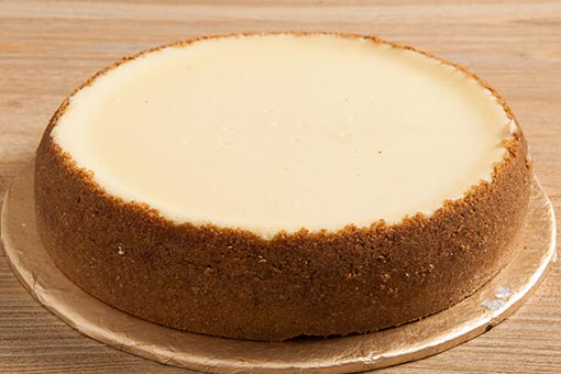 A 2lbs NY Cheese Cake by Pie in the Sky - Real Flowers Pakistan