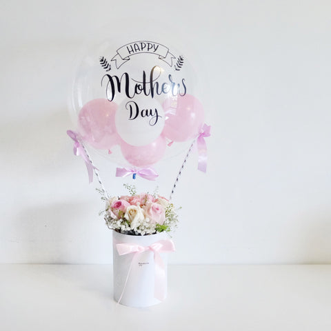 Mother's Day flowers and balloon gift box - Real Flowers Pakistan